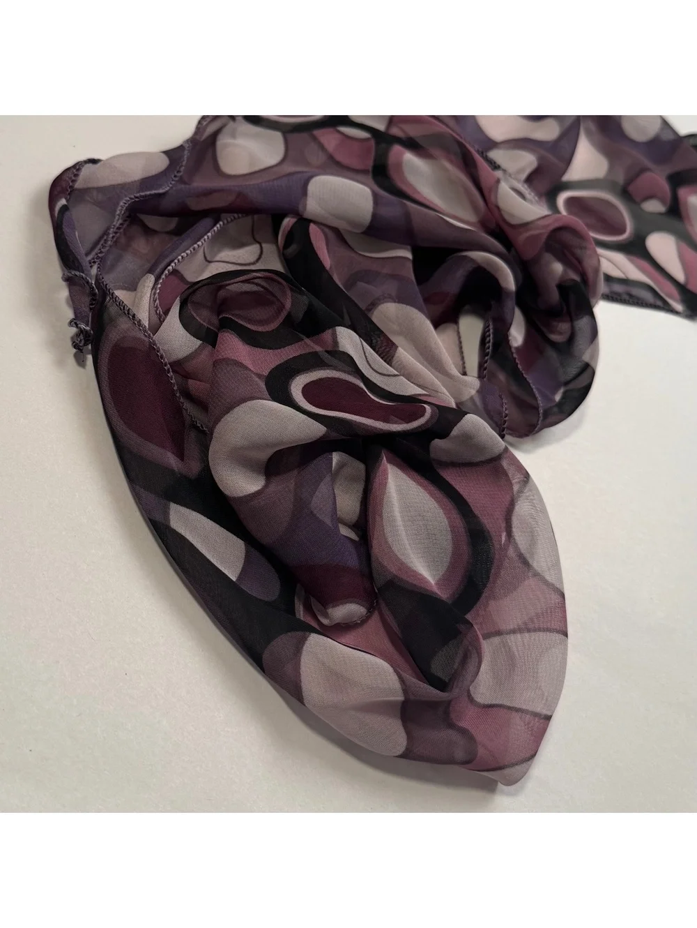 90s Lettuce Trim Geometric Purple Abstract Head Neck Scarf